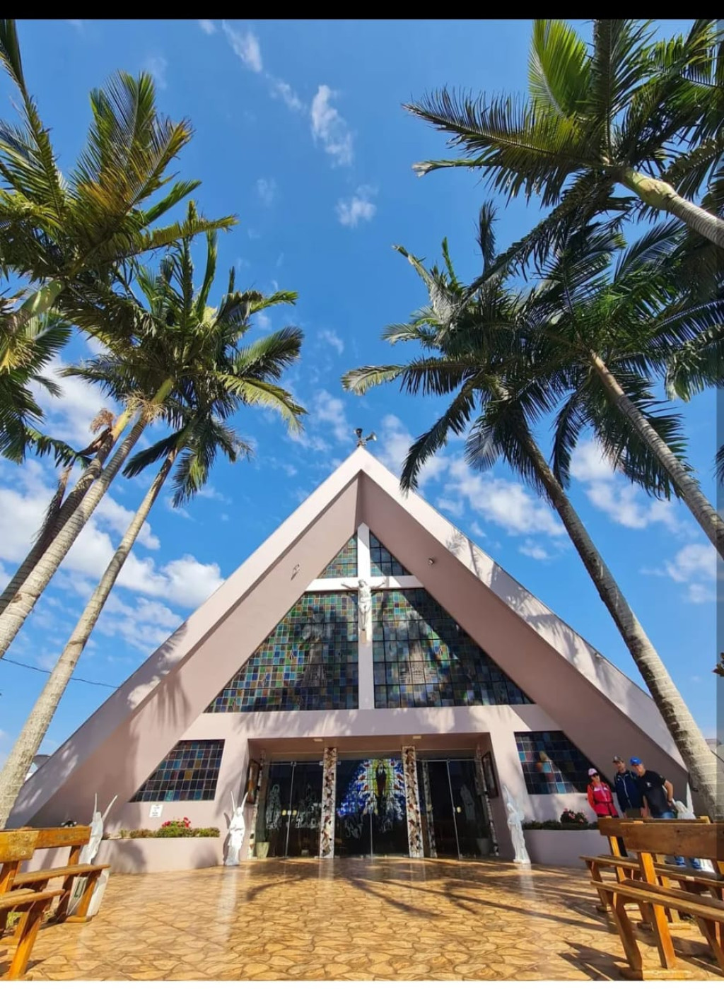 IGREJA MATRIZ E PRAÇA